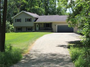 6456 Pinch Hwy, Potterville, MI 48876