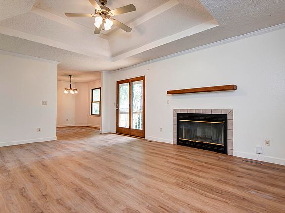 2nd image of 640 E Kerr Street