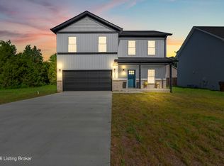 9300 River Trail Dr, Louisville, KY 40229