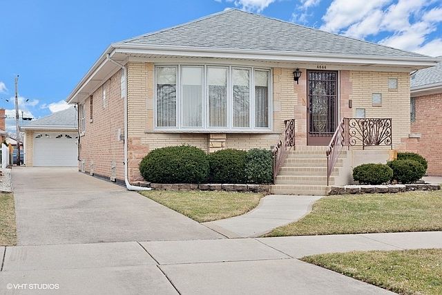 1st image of 4644 N Ozark Ave