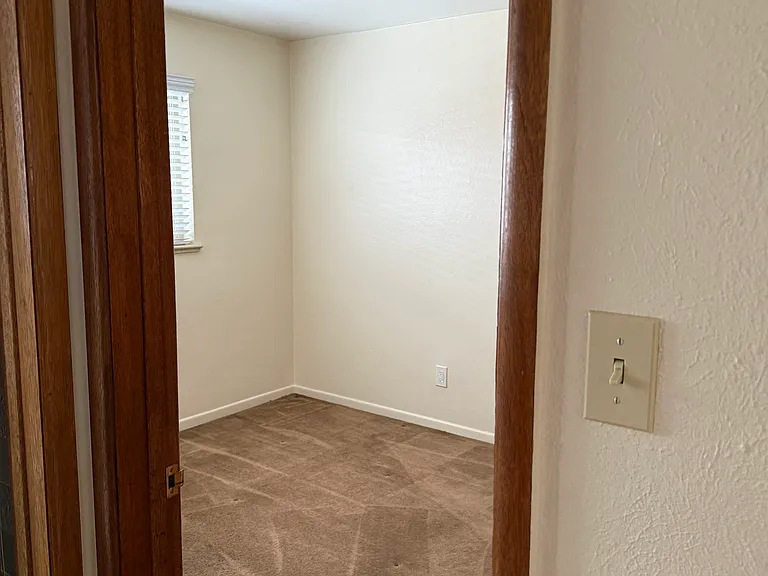 4605 Otis St #C — Photo 7