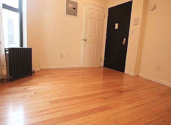 2nd image of 223 E 28th St #4C