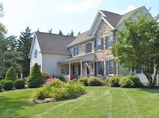 13 Quail Hill Ln, Downingtown, PA 19335