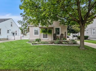 22081 Nevada Ave, Eastpointe, MI 48021