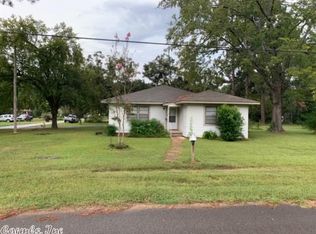 212 2nd St, Atlanta, TX 75551