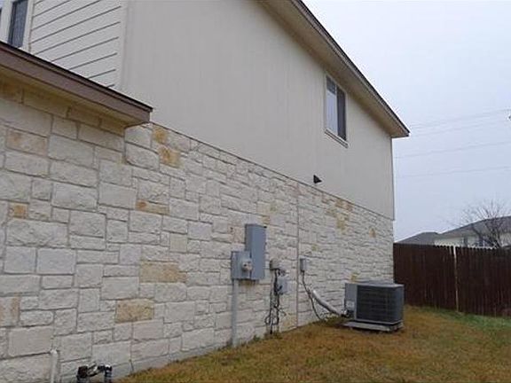 2nd image of 5608 Birmingham Cir