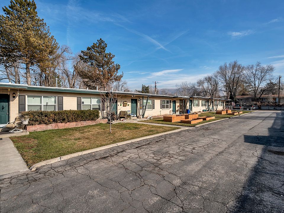 1st image of 850 N Redwood Rd APT 1-4