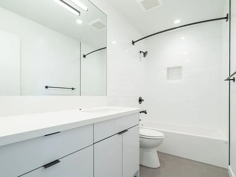6120 Eleanor Ave — Photo 14