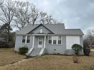 1321 4th Ave, West Point, GA 31833