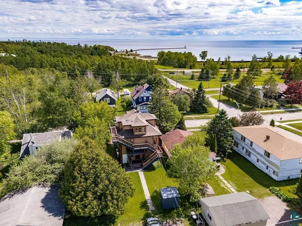 227 South Ave, Two Harbors, MN 55616