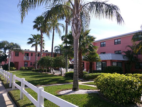 Your Tropical Paradise