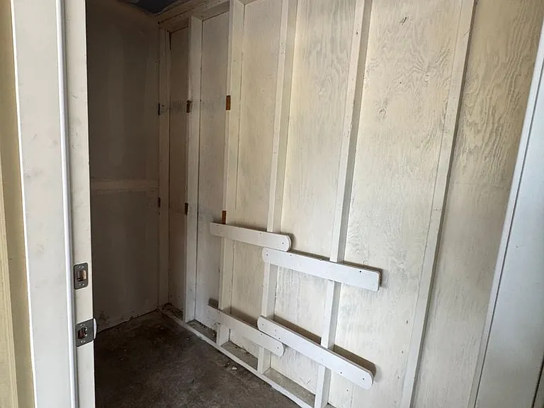 917 Cedar St — Photo 16