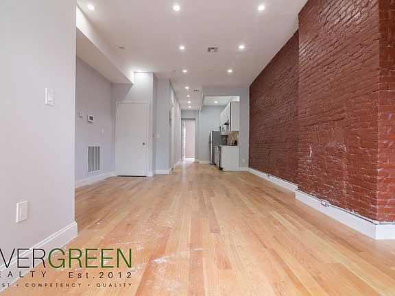 3rd image of 358 Marion St #3