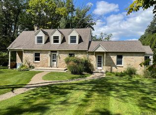 910 Windan Ln, Johnstown, PA 15905