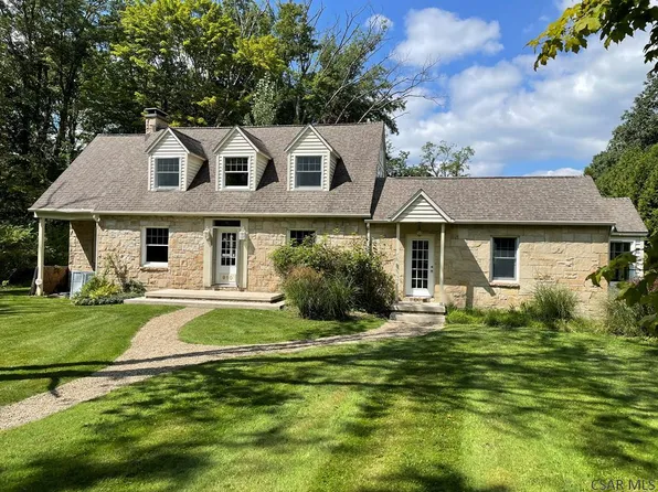 910 Windan Ln, Johnstown, PA 15905