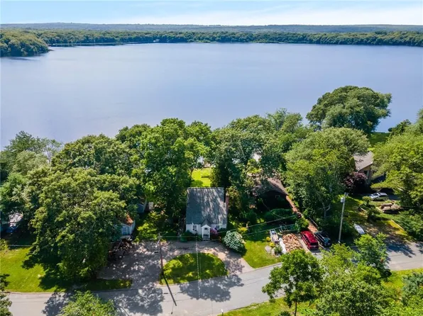 21 Tomahawk Trl S, South Kingstown, RI 02879