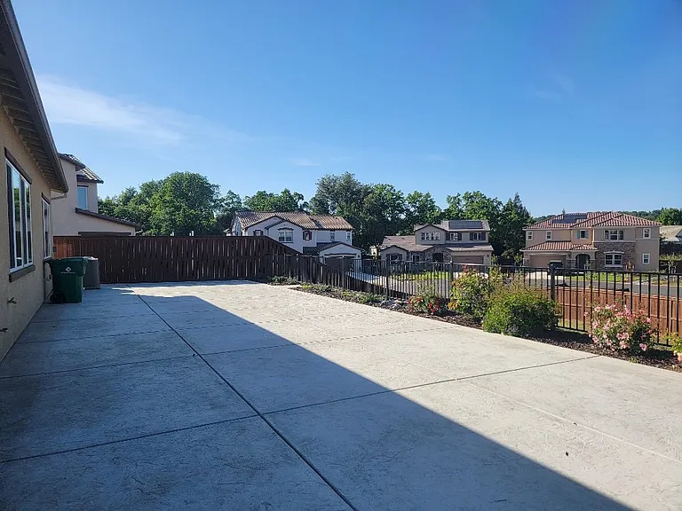 3035 Salt Wash Way — Photo 59