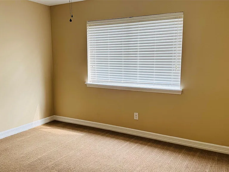 3310 Glen Spring Dr — Photo 17