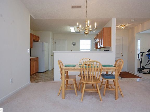 5th image of 207 Night Heron Dr