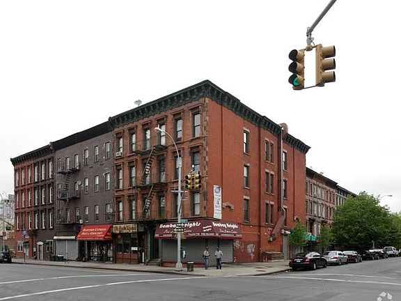 3rd image of 1047 Bedford Ave #B4i