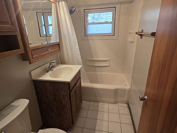 Upstairs bathroom.