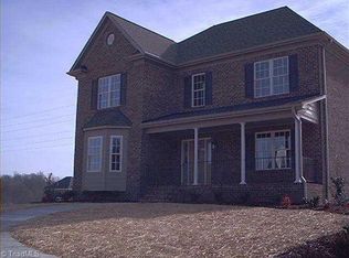12 Oak Grv, Lewisville, NC 27023
