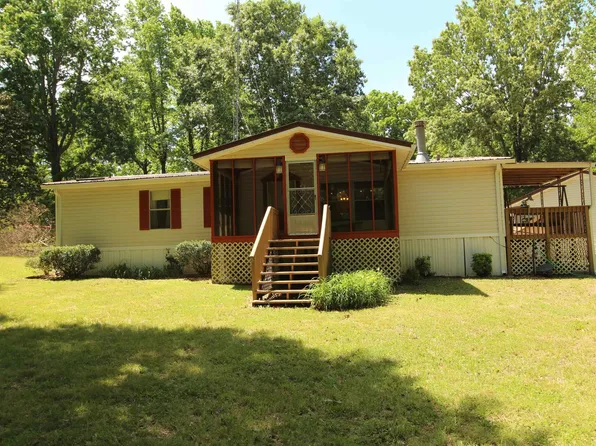 372 Saratoga Hts, Eddyville, KY 42038