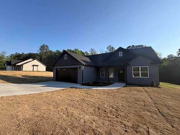 3rd image of 169 Susans Rd