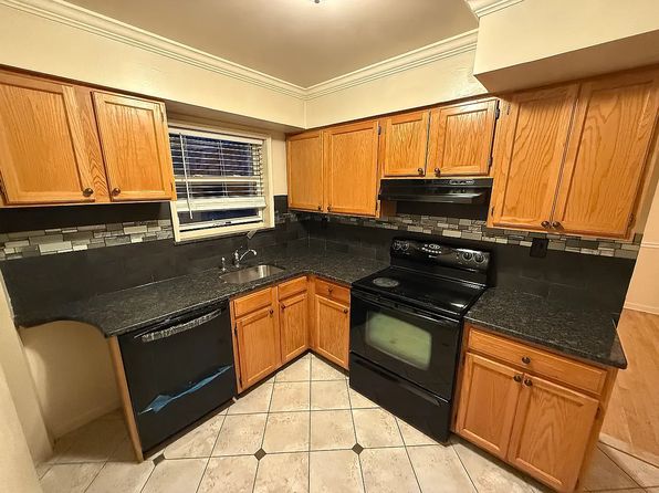 (undisclosed Address)