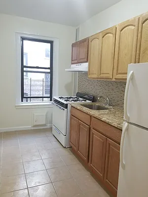 Rented by New York Residence | media 16