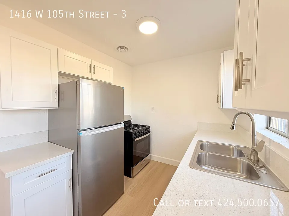 1416 W 105th St #3