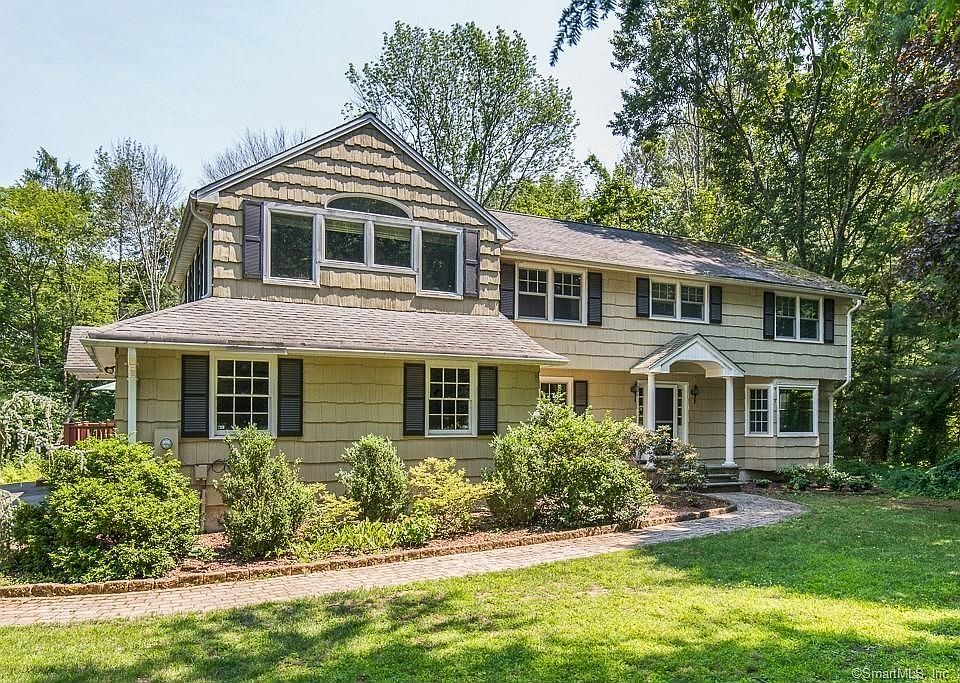 Welcome to 20 Rock Hill Road