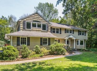 20 Rock Hill Rd, Woodbridge, CT 06525