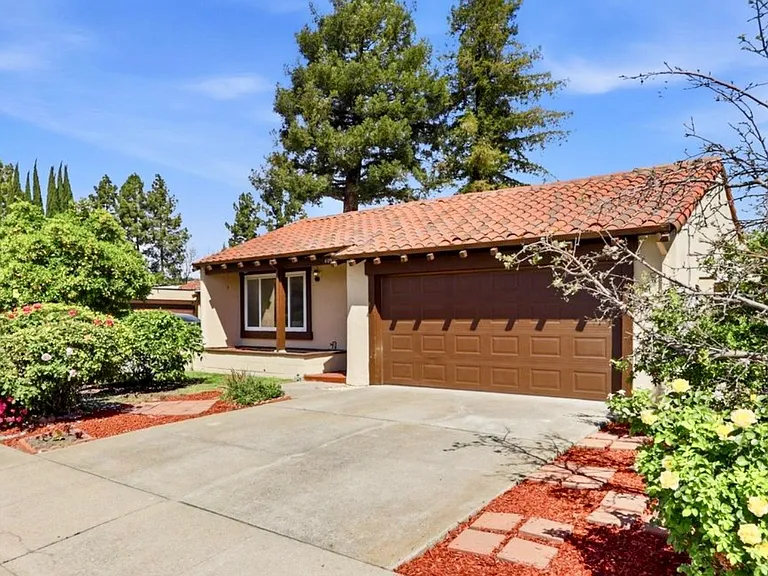 40930 Rioja Ct — Photo 2