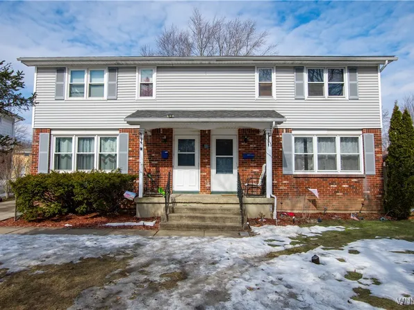 9 W Summerset Ln, Amherst, NY 14228
