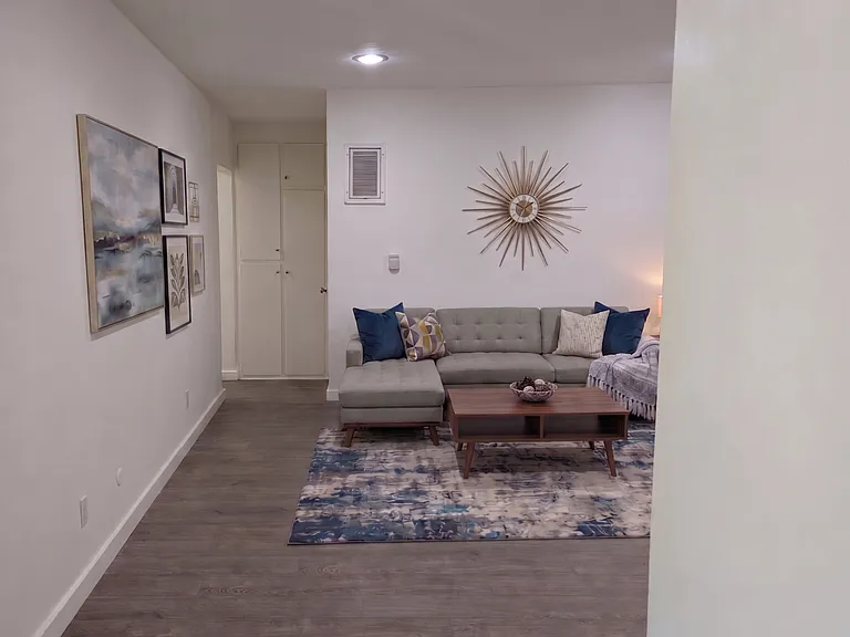 1430 Hi Point St #306 — Photo 4