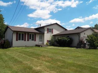 5278 W Webb Rd, Youngstown, OH 44515