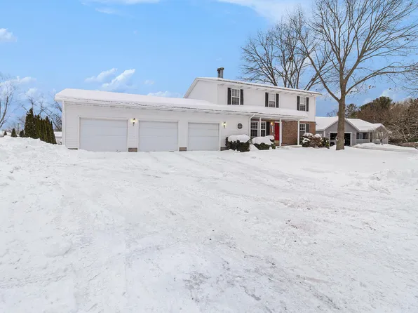 1537 Garrison Rd, Muskegon, MI 49441