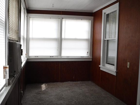 3rd image of 1810 S 20th St APT 4