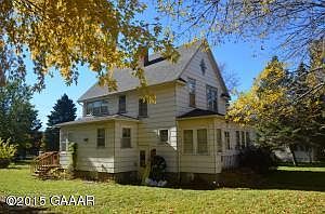 3rd image of 412 SE 1st Ave