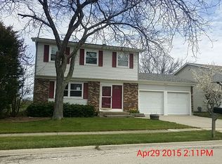 4521 Bicek Ct, Hoffman Estates, IL 60192