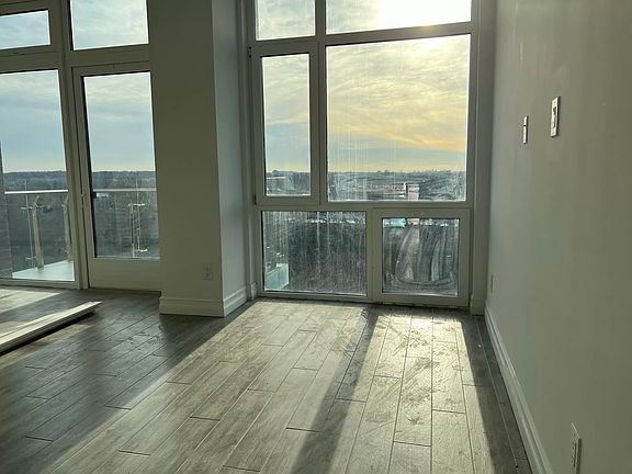 5th image of 4-21 27th Ave #8I
