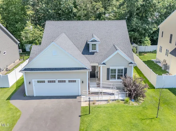 20 Hillard Lane, Latham, NY 12110