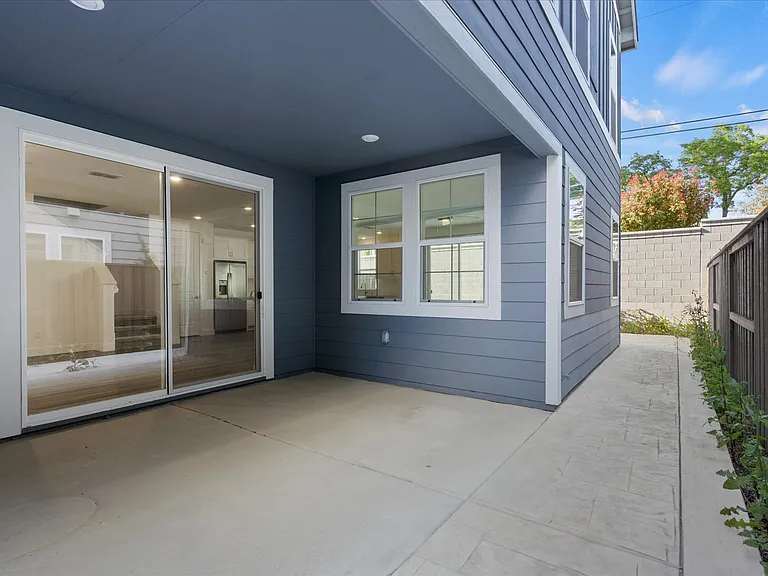 6921 Peak Way — Photo 39