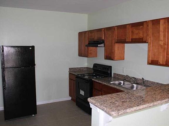 5th image of 3020 Republic St