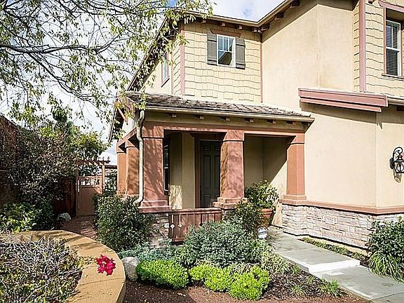 2nd image of 684 Puesta Del Sol