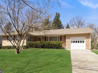 395 Mercer St, Hamilton, NJ 08690