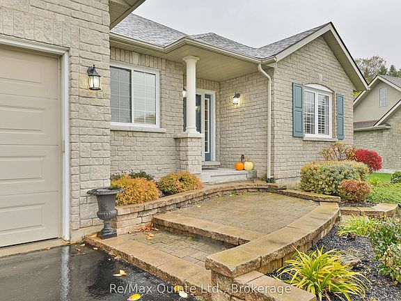 4th image of 5 Hickory Ct