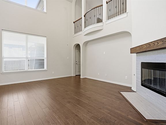 4th image of 5657 Kerry Dr