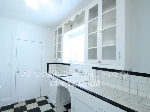 707 NW 2nd Ave #102, Gainesville, FL 32601